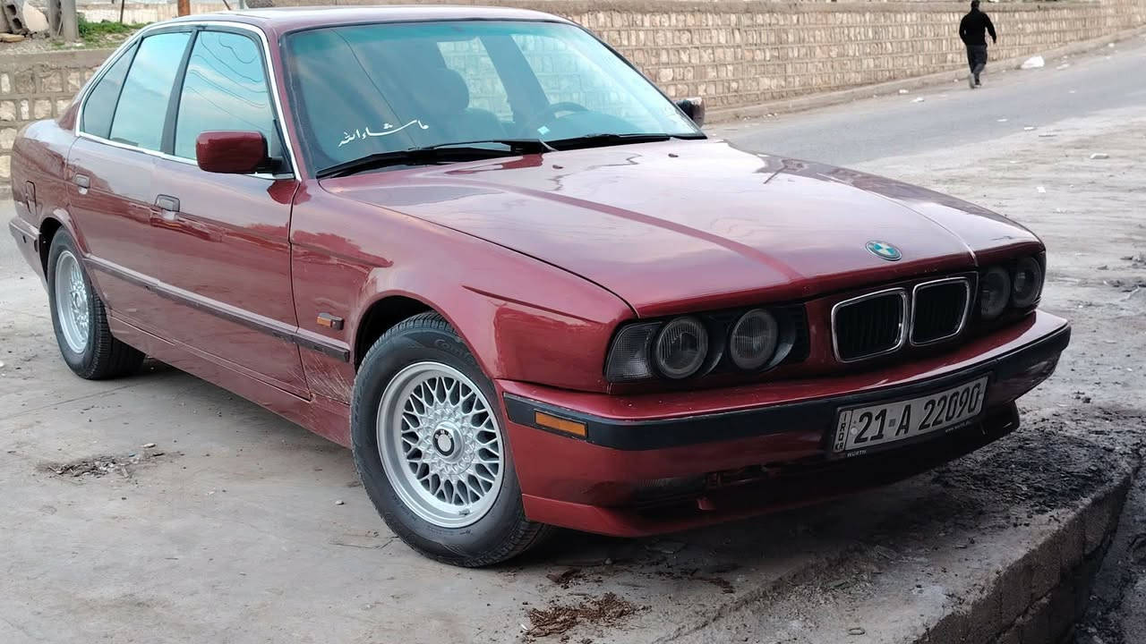 للبيع🛫
السلام عليكم اخواني ذاكر كل تفاصيل السياره ارجو القراءة ثم الاتصال الرقم او واتساب📞🛜

‏مكان السيارة كوير 🏛️📍
*********** ؛؛*********** 📱

 BMW

سيارة حجم اصل 525 بليته وسنويه

موديل١٩٩٢

گير بشرط 

محرك525 كبس عدل جديد لا صرف ولا بخار

سيارة صبغ عام جماليه فقط

اللون ماروني ￼
 
دعاميات امامي خلفي M

گير اوتو 

بچم عريض + دخاني 

لايتات دخاني+ زينون اصلي 🔦
ثنين جام كهرب وخلفي عادي 

كشن ‏جلد دوشمه جديد ￼

مرايات كهربائي⚡

غرفه اسود صاج جديد 💯

تخم تايرات وباتري جديد ويل خليه بلادي💯

تبريد ثلج ❄️🆒

صدر امامي خلفي جديد نسبه⬅️ 💯

سيارة ما بيه برغي نقص 🔧

رقم سليمانيه دولي شرط التحويل ثاني يوم 🔢

سياره جانيها وممبقي بي اي نقص مال بيت💯

تجي تشوفها سياره احلا من الصور 📸 سعر اتصل عل رقم مكاني كوير قريه شرايع
