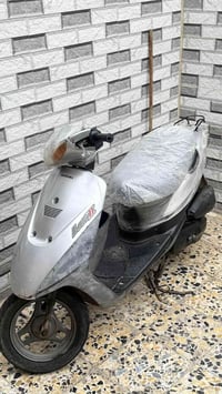 دراجه ساسوكي  البيع كهربائيات شغاله اخت وكيل دراجه جديد07711509147