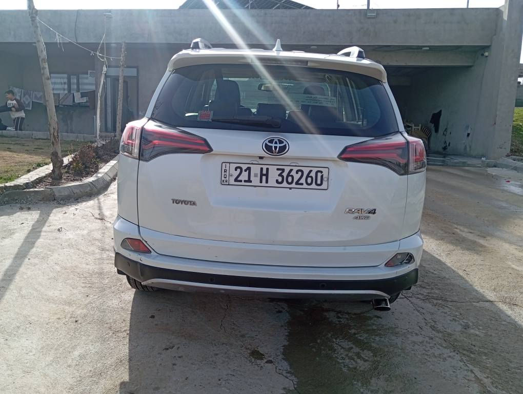 تویتا راف4 فول مواسەفات مۆدیل2018لۆک بێکێشە هەمووگیانی بەشەرت لێدراویو بۆیاخی نیە سەنەوی تا2029تازەیەسعری   (٢١١)وەرەقە ***********   *********** السليمانية, العراق
