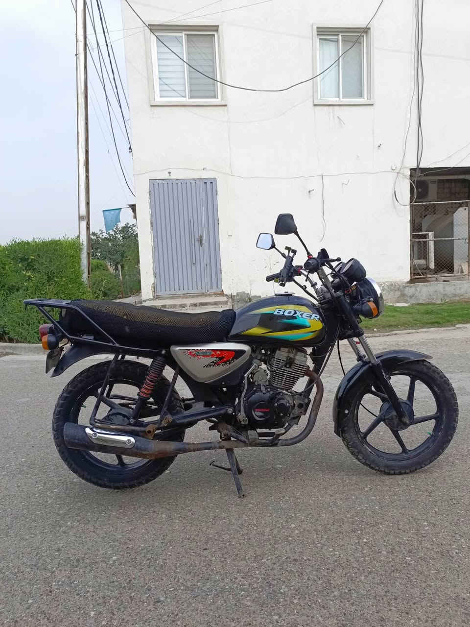 للبيع بوكسر 5 گير سلف وهندر مديل 21 اوراق كاملة مكينة خرسة لانضوح ولاتفيلس ولادخانة طسة ناعمة شلعة ومعدل ابيعها 550 مكاني بغداد البياع الشراي يتصل ***********
