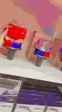 🔥 عررررض خاااص لأصحاب المكاتــب والجملــة 🔥�
وصــــل مصباح الإشــــارة الخــاص بالأبــــراج 🔥

🚀 نوعيــــة أصليــــة وسعــــر مكسّــــر الســــوق 🔥

🌞 يشتغل بالطاقة الشمسيــة – بدون أسلاك ولا كهرباء!
🔴🟢 إنارة قوية بلونين، وضوح عالي حتى من مسافة بعيدة 👀

⚙️ يتحمّل الحرارة، الغبار، والمطر – شغل ثقيل مو تجاري
💪قاعدة تثبيت متينة، وعمر تشغيل طويل جداً
💡 يشتغل كل الليل بطاقة الشمس – أداء ثابت وموثوق 100%

📦 أسعار خاصــة للمكاتــب والجملــة
📞 *********** – 
🚚 يتوفــــر توصيــــل لكــــل المحافظــــات
