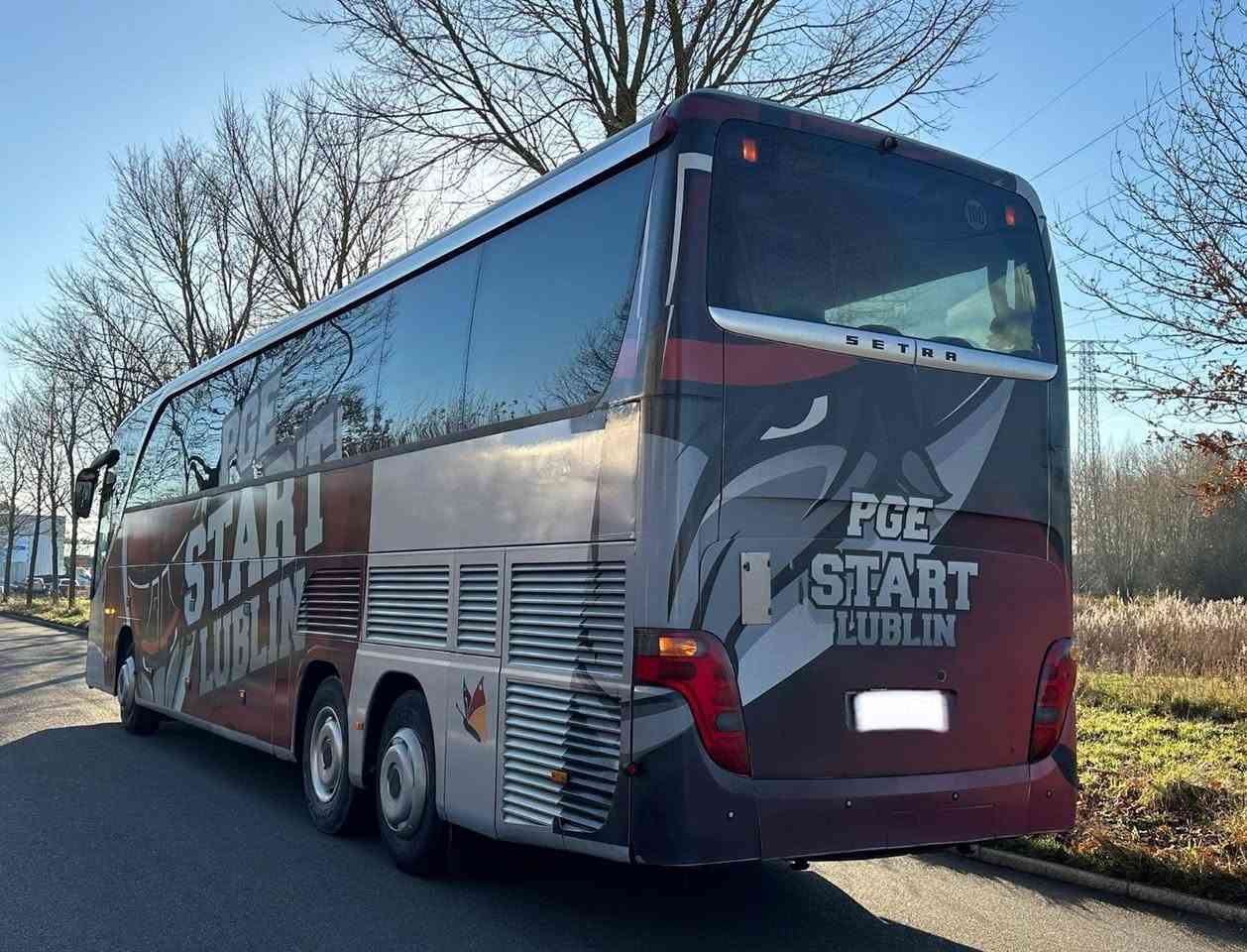 Setra S 416 HDH
سنة الصنع 2004
عداد 1100000 كم
عدد المقاعد 57 
ناقل حركة يدوي 
قوة المحرك 476 حصان
محور توجيه
السعر 50الف دولار 
شامل كمرك ضريبة شحن 
مدة الوصول 25 يوم بعد الحجز


**إذا كنت صاحب هذا الإعلان وتريد حذفه لأي سبب، رجاءا أرسل رسالة إلى الدعم الفني**