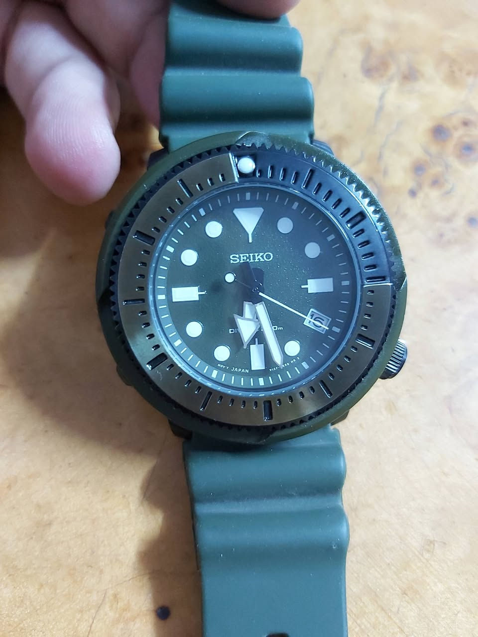 السلام عليكم
ساعه سايكو دايفر أوتوماتيكية سولار طاقة شمسية 
قطر الساعه 44
200 متر ظغط 
ساعه ياباني
أوتوماتيك
اميال ورقام لامينوس 
سعر الساعه 100 ألف
يوجد توصيل


**إذا كنت صاحب هذا الإعلان وتريد حذفه لأي سبب، رجاءا أرسل رسالة إلى الدعم الفني**