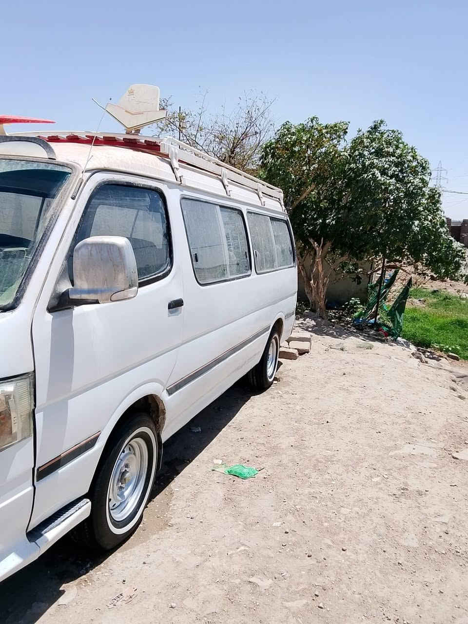 السلام عليكم فتون 9مكينه وكير وحداديه جاهزات تخم تاير جديد بيها سياره بسمي تحويل ثاني يوم مكينه محور ياباني  كهربائيات جاهزه من الدعاميه الى الدعاميه السعر 60وبيها مجال قليل لاستفساره 
*********** الوتساب 
*********** التصال
