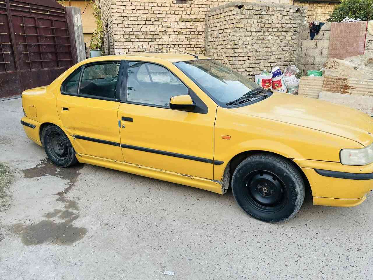 سلام عليكم سمند موديل 10
لا صبق لا تبديل بس بل باب وره ضربه زقيه 
مكينه كير جديده تبريد شغال السعر ٣٥ بيع مجال بسيط 
***********وتساب موجود سياره حلوه
