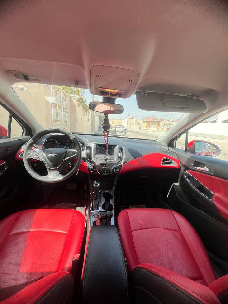 شوفرليت كروز موديل 2019 
 رقم اربيل بأسم شركه سنويه 2027
السيارة نضيفة

عداد المسافة 73 الف mi الفئة  LT

 مواصفات
-كير أوتو + عادي
- كشنات جلد احمر
- كشن السائق كهربائي
كشنات تدفئة
 نظام ABS
- مانع انزلاق
-حساس أطارات 
- كامره دواره
-شاشه اعطال
-ويل كب 
-اوتو ستوب
-مثبت سرعه 
-فول تحكم ستيرن
بلوتوث + aux + usb
- جنطة بصمه
 محرك 1400 تيربو 
مكان السياره النجف الاشرف
واتساب. ***********
