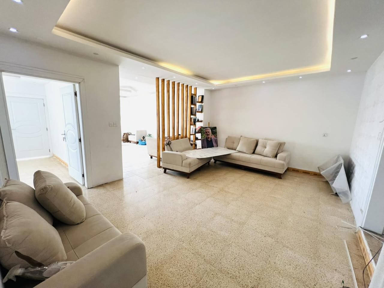 خانوو بو فرۆشتن | بيت للبيع

 📢 خانوو بو فرۆشتن لە [ فەرمانبەران ]
‌✅ ڕووبه‌ر [ 200م ] - 
✅ 4نوستن.
✅مخزن.
✅ 2مشته مه لات.
✅مطبخ.
✅بالكون.
✅هول وميوان.
✅مغربى.
🔻 بۆ زانينى نرخ ژماره1 له كومينت بنوسه
بو زانيارى زياتر⬇️
***********
***********

📢 بیت للبيع في [ فرمانبران ]
✅ مساحة [ 200م ] 
✅4غرف نوم.
✅2صحيات.
✅مخزن.
✅2مطبخ.
✅مغربي.
✅بالكون.
✅استقبال وهول.
🔻 لمعرفة السعر اكتب رقم1 في التعليقات 
للاستفسار اكثر الاتصال على الارقام التاليه⬇️
***********
***********
