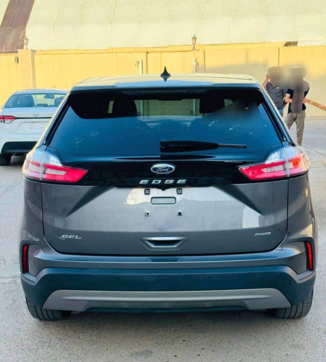 بسم اللە الرحمن الرحیم
Ford Edge 2024 SEL AWD 💥💥
فورد ايدج 2024 فوول مواصفات بس بدون بنوراما
محرك 2.0 تيربو 🚀 4 سلندر
بجم و خلفي كبس شرط الفحص بدون صبغ 
رقم شاصي موجود بالمنشور
۳٤ الف ميل ماشية
❤️ مواصفاتها معروفه
بصمة و تشغيل عن بعد
شاشة كبيرة و كيج الكتروني
ويل كروم و دبل اكسل
اوتو هولد و حساسات امامية و خلفية
رادارات امامي و خلفية
رادار جانبي(نقطة عمياء)
كشنات هيتر
كشنات كهربائي فور وویل لايت Led
بريك بصمة تبريد مركزي 
بعد بيها مواصفات ...
كير محرك تبريد ارباک حجر بئە رادار کلە بشرط
سیارە رقم کاتی ، تترقم شمالی
سعر بلاش 140 $ مجال قلیل
*********** اكر, نينوى
