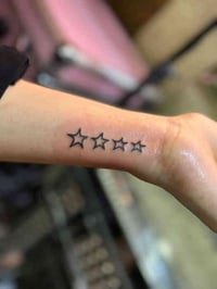 وشم حسب الطلب من أعمال كادر جنى ( الماكيرا نورا )  الدوره الصحه بدايه ...