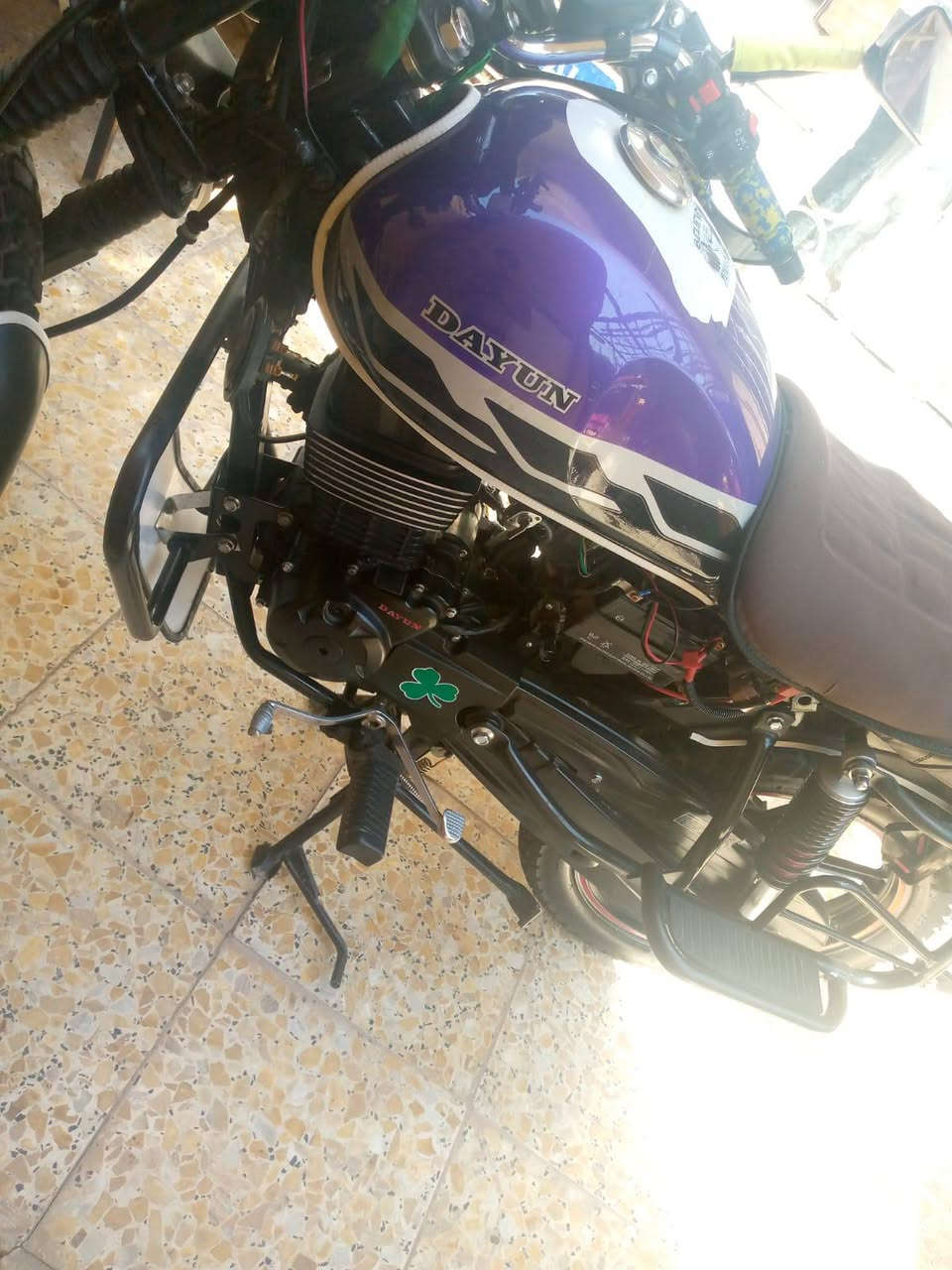 سلام عليكم دايون جبلي محرك 200 موديل 23 مكفوله كفاله عامه كهربأيات شغاله تخم تاير جديد رقم بغداد تحويل ثاني يوم  بيه بس صالنصه فلتر مالته طاك  باقي كله مكفول   سعر 2700 او بيه مجال للطيبين أي ستفسار تصل *********** متواجد بس عليه وتساب او رصيد بكاني بغداد شعب
