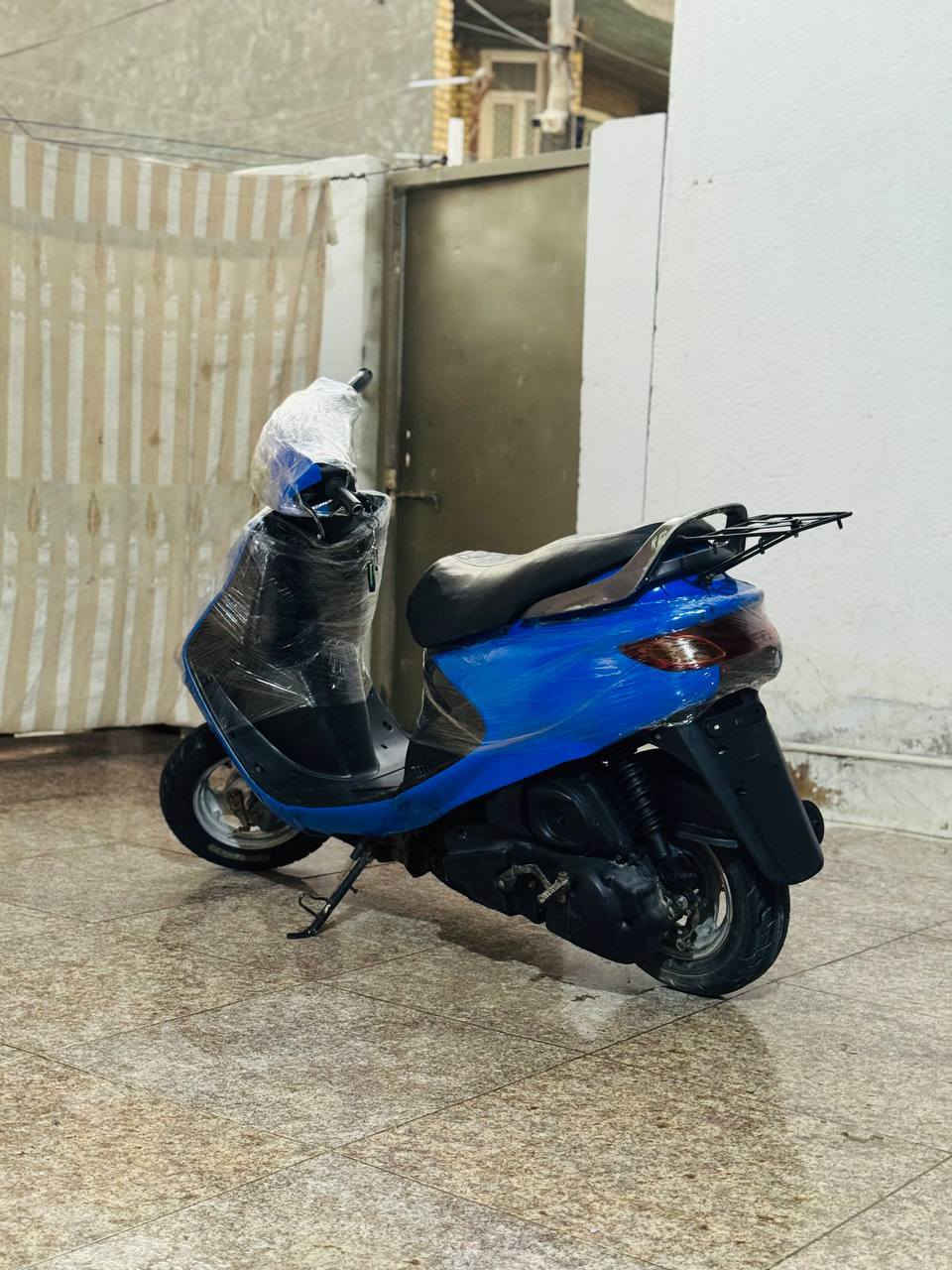 السلام عليكم 
دراجه فراشه للبيع 
بيع مستعجل 
(دراجه كامله للخير وكلشي شغال بيهة وكل نقص ما بيهة)  
تايرات جدد.    دبلات شغالات.   كهربائيات شغالة  سلف لايت اشاير هورن شغال .  دراجه نضيفه وكامله مال جناي      بيع مستعجل 
سعر الدراجه.  330 وبيهة مجال 
مكان الدراجه.  الحله قضاء القاسم 

***********
