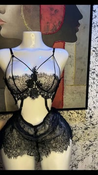 لانجري شي ان القطعه الواحده ب8 الالف فقط للحجز واتساب 07775883527 بغدا...