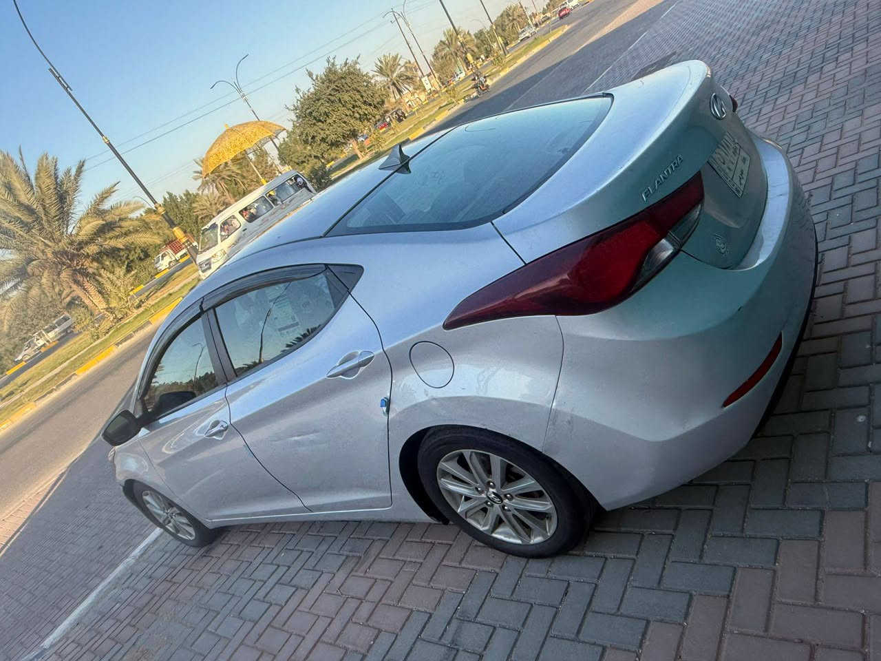 سلام عليكم سياره نوع النترا موديل 2015كفاله كير مكينه حداديه تخم تاير تبريد تدفىه تبريد ثلج شاير مري تحكم مري شاشه كامره حساسات تحكم ستيرن جهتين خمسه ويل كب واحد عل واحد بيه قطعتين كلير فقط حادث سطحي بدون دواخل والباقي كفاله عامه الاخير العنوان كربلاء السعر 105وبيه مجال حك الجيه الهاتف ***********بسمي تحويل مباشر بيع فقط
