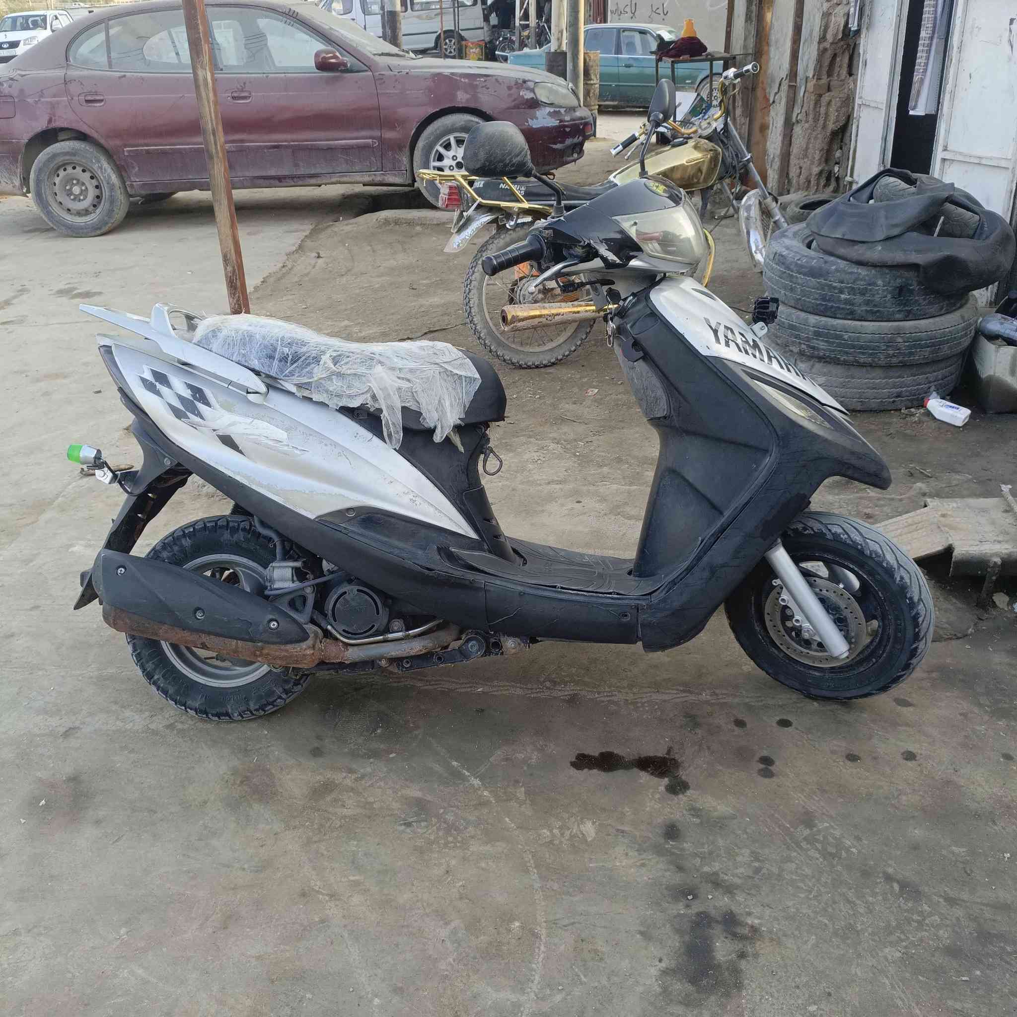 السلام عليكم دراجه ياماها ياباني مكفوله كفاله كلها شغاله ترايك شرط 140 بس بيها اول ماشغل صبح بيه خيط بدون تنقيص سعر 500 مكاني رفاعي ***********
