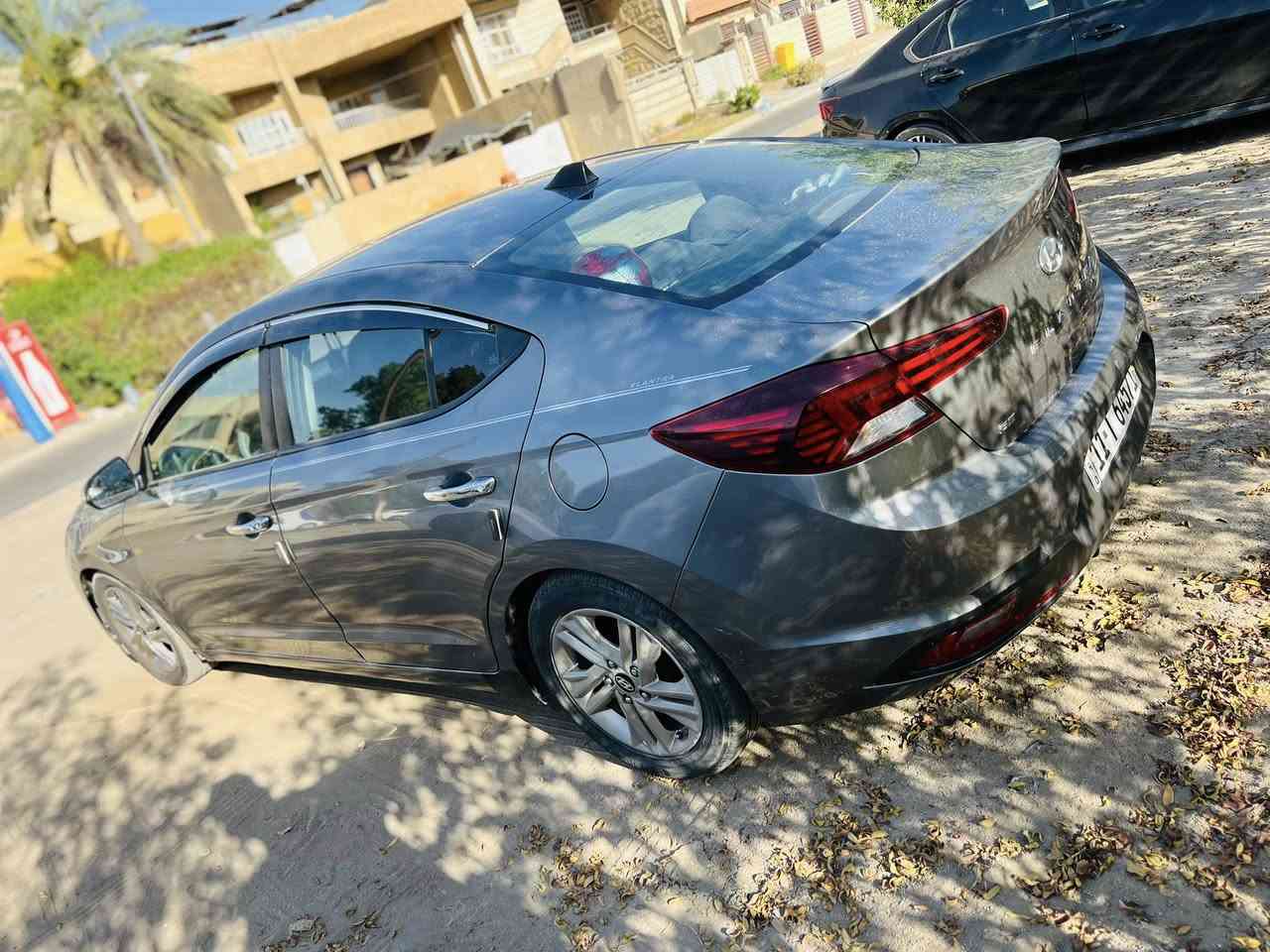 سلام عليكم
بيع او مراوس ب BYD

النترا 2019 

كير atالمرغوب 

السياره المواصفات نص فول 

تحكمات ستيرن شاشه كبيره تحديد مسار اشاير مري 

رقم بغداد بأسمي 

حادثها فقط بنيد بيها بارد بخشم الجاملغ 

قطعه واحده صبغ والباقي كفاله بدون ايرباك بدون دواخل 

مكانها بغداد للاستفسار على الرقم ***********

متوفر واتساب
