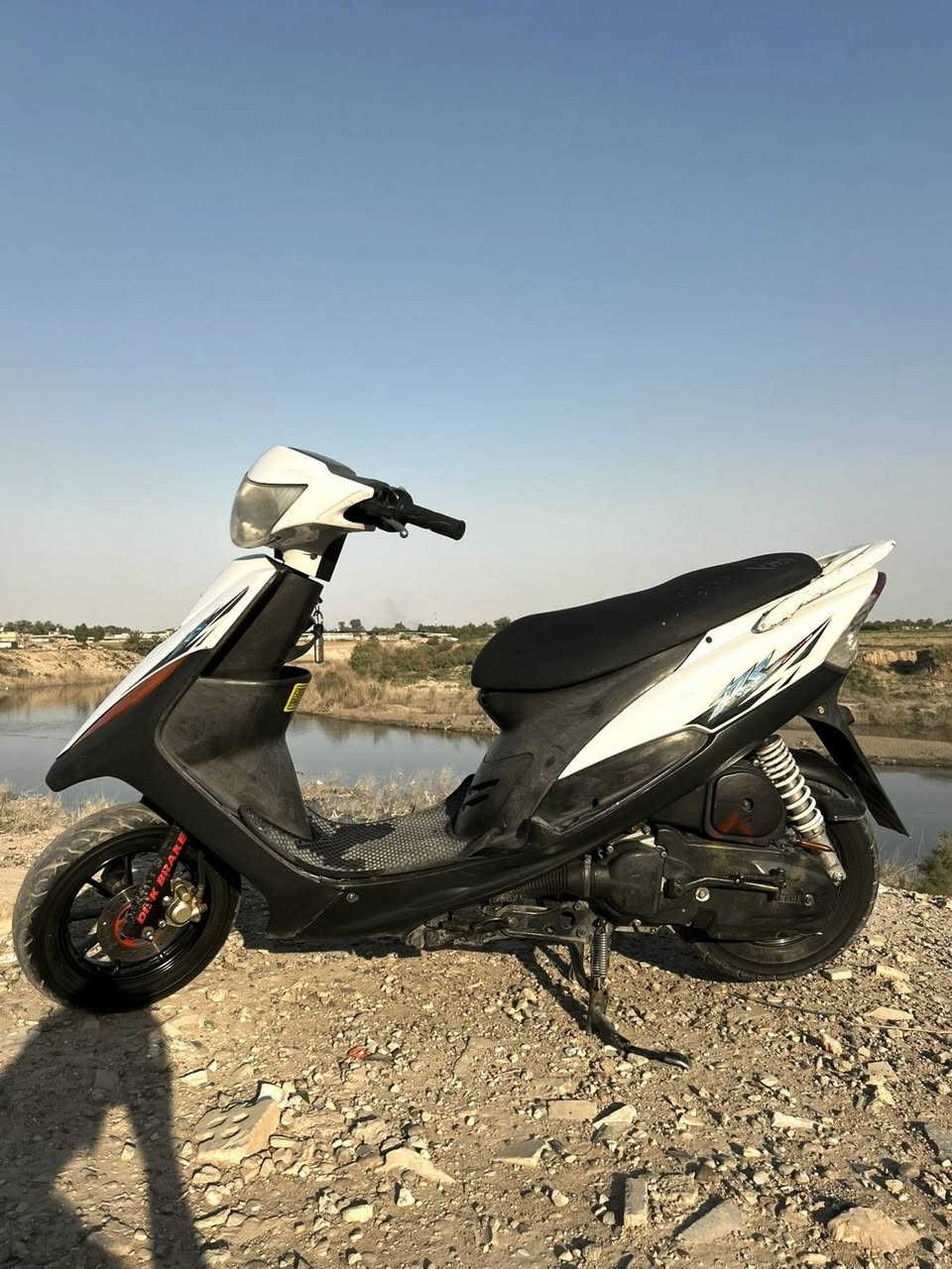 للبيع دراجة ماكس عدلة نضيفة ما مفتوحة كلة بلادي للستفسار راسني واساب فقط ***********
