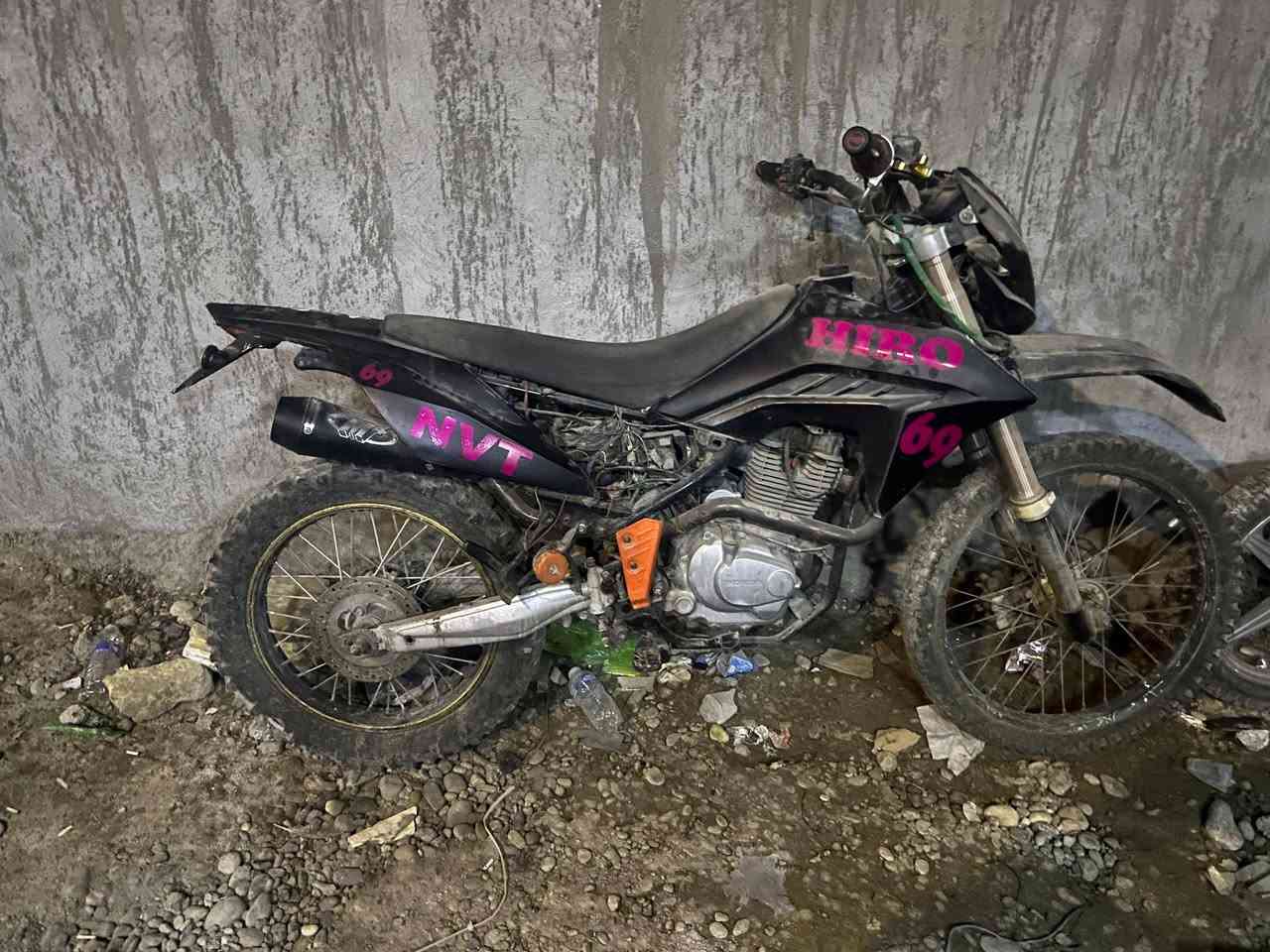 قفاز للبيع سعر 800 دراجه متروكه فتره  مستعجل عليه محرك 225 تعال خاص


**إذا كنت صاحب هذا الإعلان وتريد حذفه لأي سبب، رجاءا أرسل رسالة إلى الدعم الفني**