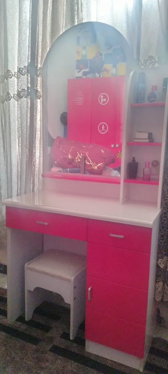 غرفة نوم 8 قطع بحالة جيدة جدا للبيع
المكان بغداد الاعظمية


**إذا كنت صاحب هذا الإعلان وتريد حذفه لأي سبب، رجاءا أرسل رسالة إلى الدعم الفني**