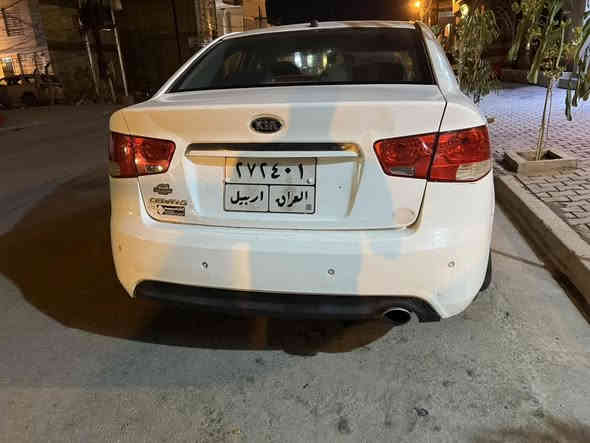 السلام عليكم سيراتو 2013 مكفوله من الصبغ والتبديل فقط بارد قليل رقم اربيل الماني تريد وكاله تريد تحويل سياره حلوه ونظيفة مال جناي 
اخوان من اخذته فحصته يدوي بدون سونار
السعر  102  
 للاستفسار ***********
