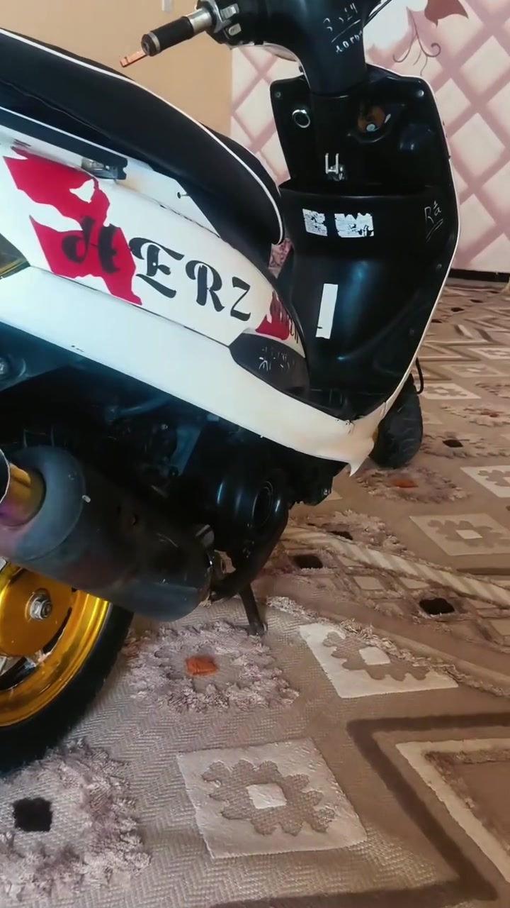 سلام عليكم دراجه ماكس عدله للبيع نكره سلف صالنصه رياضي طفرات ختم واحد مفتوحه سعر 530قفل رقم ***********
