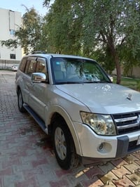 ٢٠٠٨ • مكينة مقفولة • باسمي