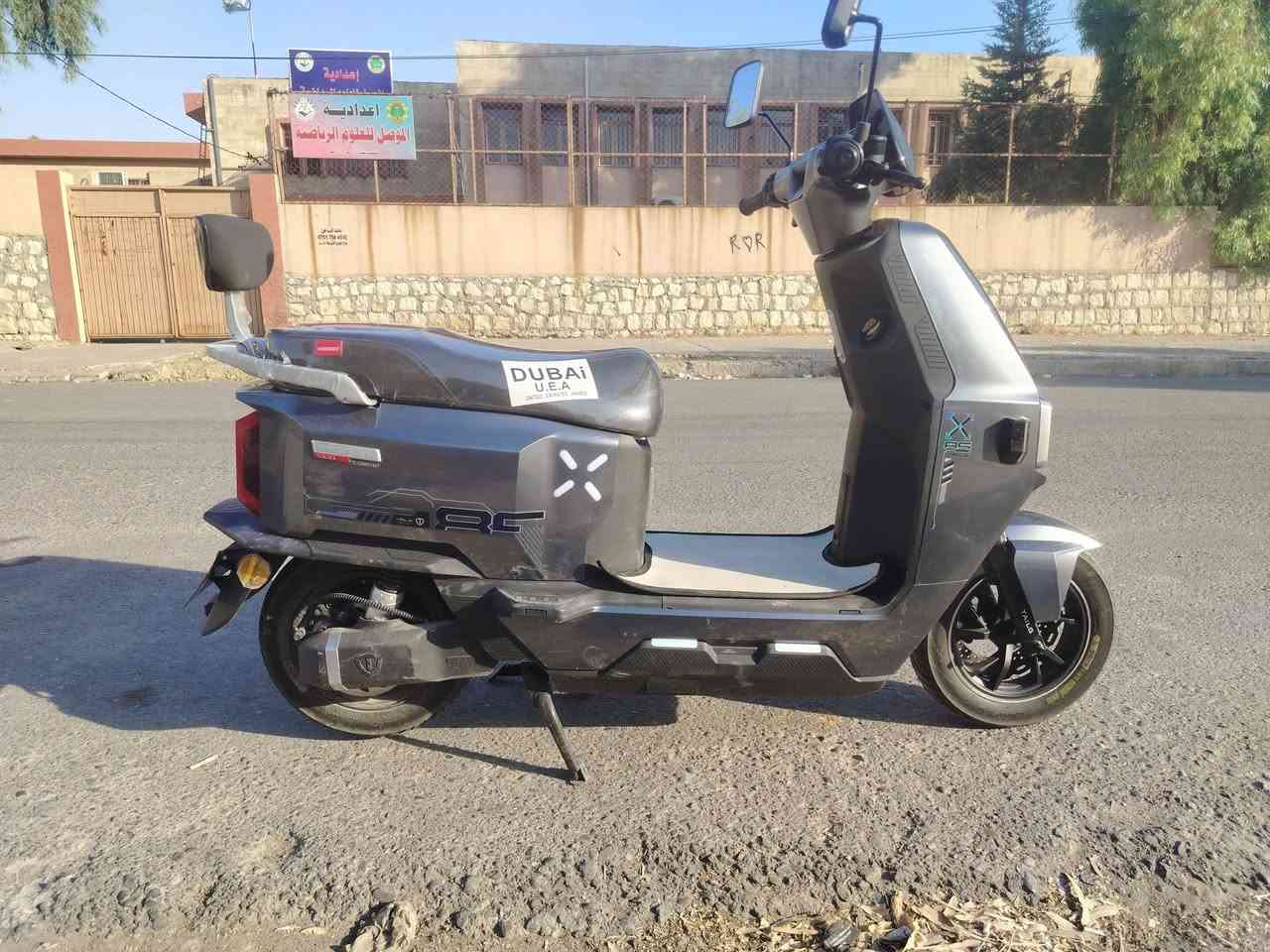 سلام عليكم
عندي ماطور ابو عيون تايلنج 2026
ماطور صار شهر مستخدم
٦ بطاريات كرافين
ملف 1500
ويمشي 60 الى70 كيلو متر
ماطور بصمه وكارت ومفتاحين
ونظام هايدوليك
ولايت عالي ناصي ودبل اشاره ولدات جانبيه 
و شاسه تشخيص العطل
وبرامج تشغيل في الهاتف
صندوك يفتح بل بصمه
سعرو975 قفل
 ورقمي*********** بي واتساب
