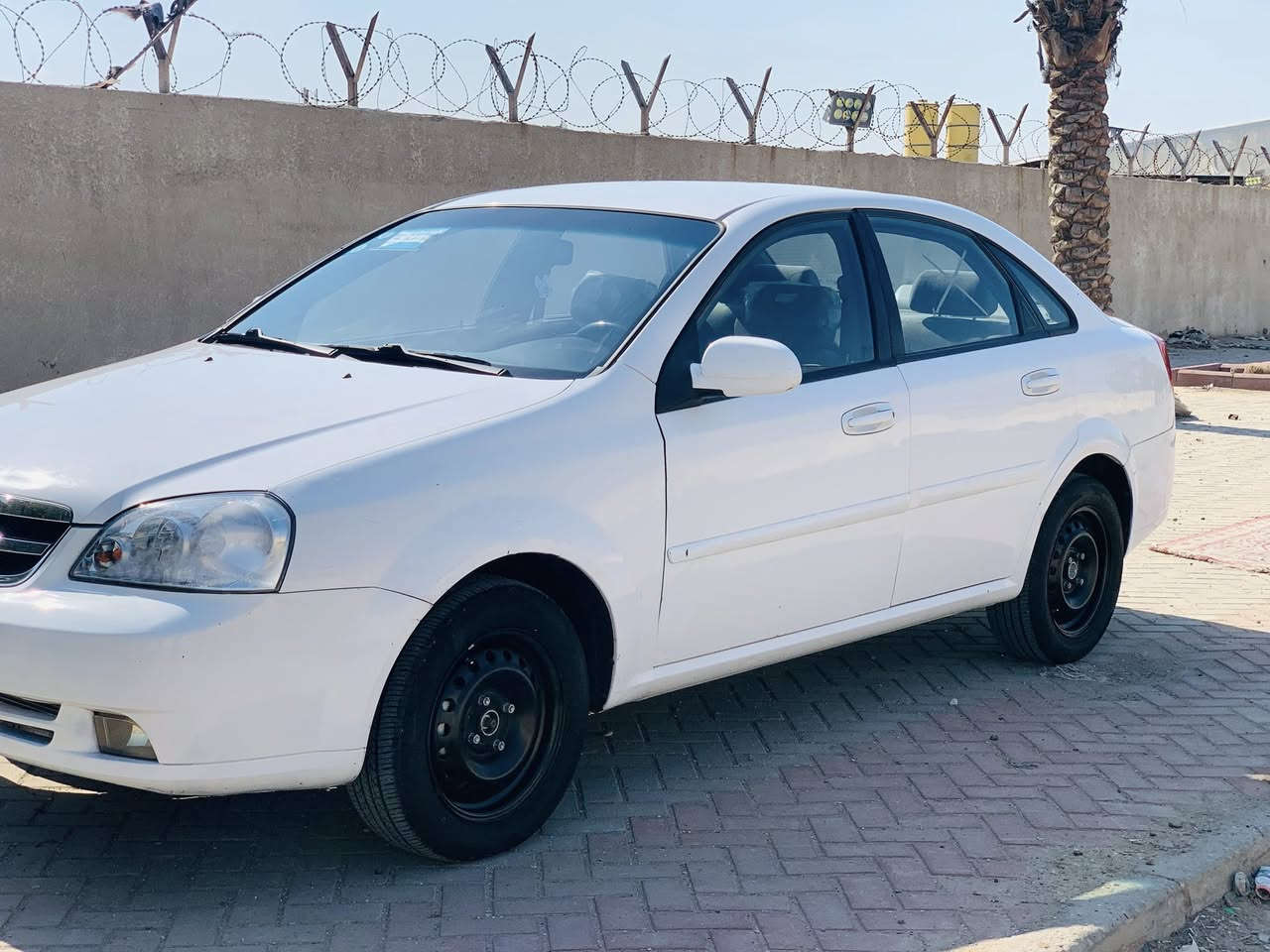 السلام عليكم
اوبترا 2009 خليجي  سياره بدون صبغ  بيهه تبديل جاملغ فقط بدون حادث بلادي بدون صبغ وبارد شويه باب السايق

مكينه كير جديد
صدر جديد
شاشه تاب
تخم تايرات جدد
بك لايت مارسيدس
تبريد جديد 

السعر 79
العنوان بغداد مدينه الصدر
***********
