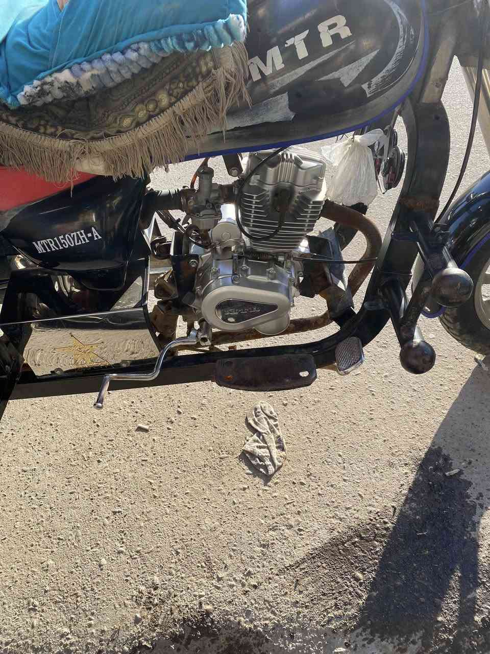 سلام عليكم ستوته للبيع مديل 16معمره توها 25 كله جديد مكينه وكير واكسن كهربائيات جديده مقدم شاصي مكفول والبدي نضيف مكاني سماوه ***********فقط اتصال
