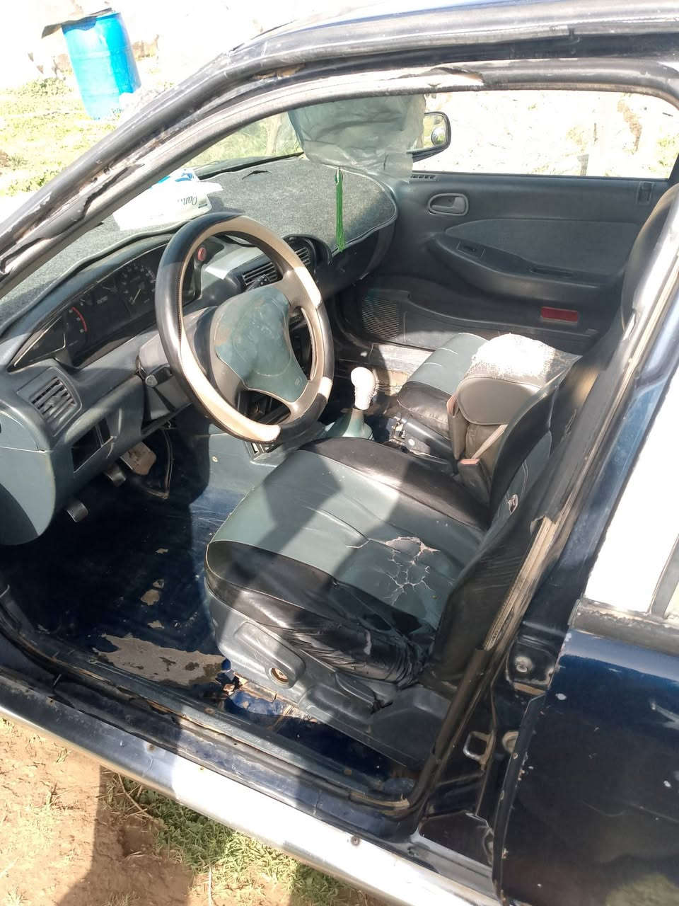 السلام عليكم كيا سيفيا موديل 93 السعر 28 وبيها مجهول تخم تاير جديد صدر جديد مشط جديدت***********
