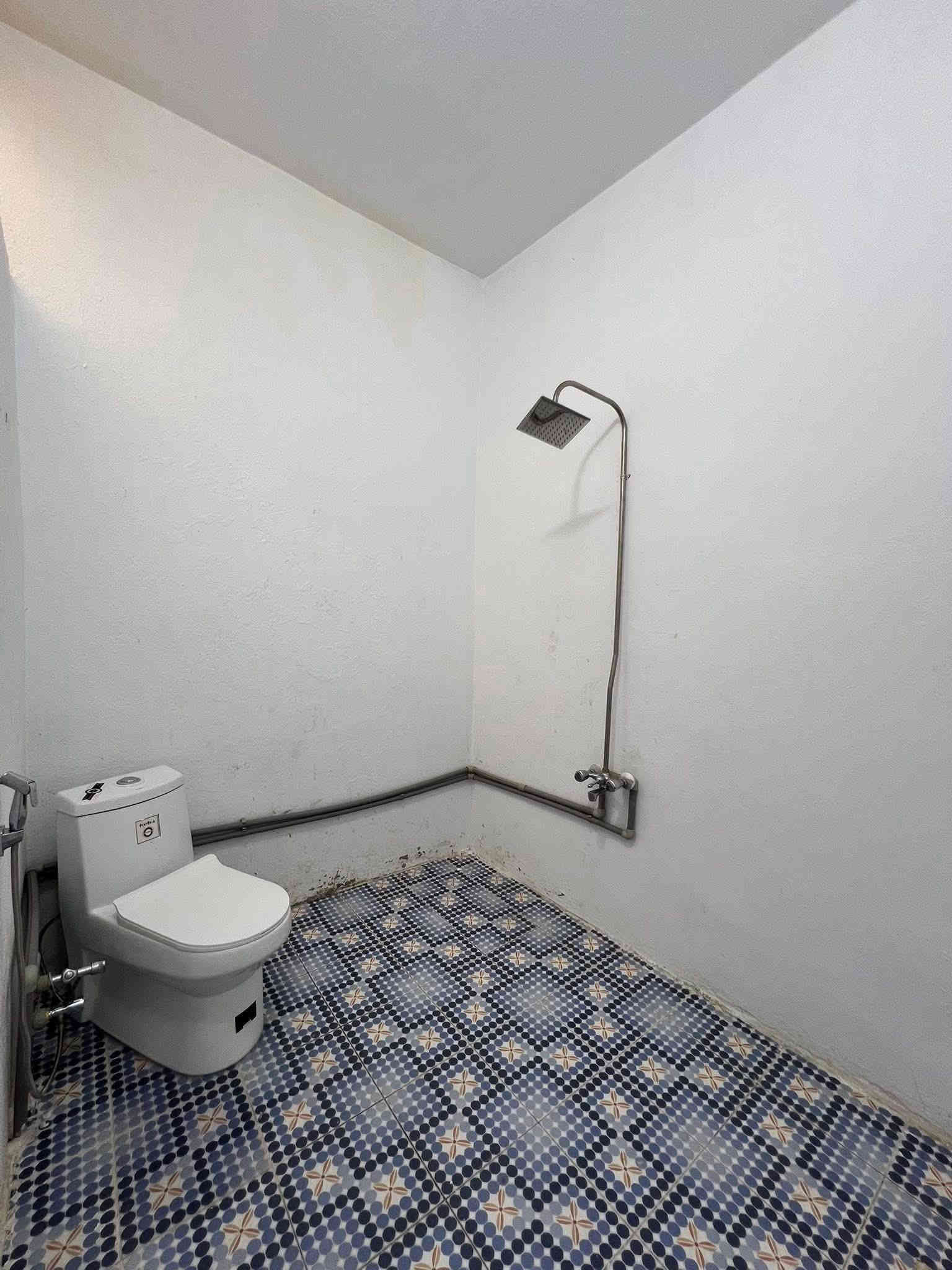 🏦#بيت_ ايجار 
 .❤️❤️ايجار❤️❤️. #مقابل_شارع13__متر🌲 VIP ||موقع ممیز  || فول 
   || ايجار 
قريب  شارع100
 🌍#الموقع ||  اربیل|| حي باداوه  ||
 
🧱#المساحة ||  217متر     

🗄#یتکون بیت ||  2 غرفة نوم مطبخ  مطبخ عمل و 1 صاله استقبال و 1 حمام بیتونە  

💰#الســعر || 350 الف و + تمينات
📠#للاستفسار اتصلوا ........
📴فایبر واتساب ***********
