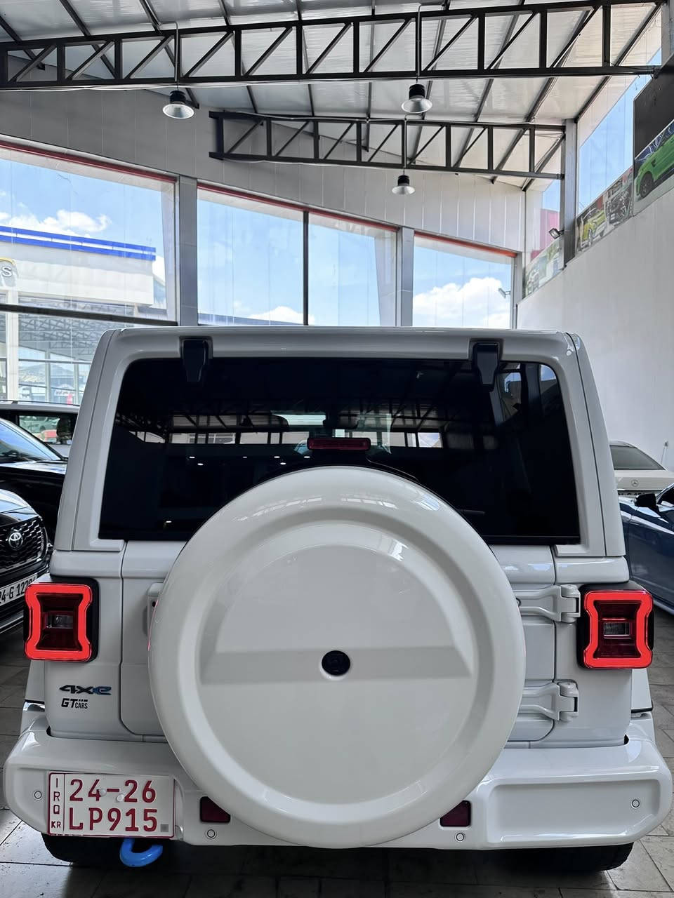 jeep Wrangler haig altitude
رقم السيارة : بدون رقم يترقم محافظات اقليم 

موقع السيارة : دهوك 

نوع السيارة : جيب رانكلر 

موديل السيارة : 2024 

المسافة المقطوعة: 21.000 ميل 

حجم محرك 4 سلندر هايبرد 4XE

مواصفات:  high altitude  فول 1/1 

بصمة تشغيل 

بصمة ابواب 

كراسي تدفئة وجلد كامل 

ستيرن تدفئة 

تشغيل عن بعد 

سقف بانورامي 

تبريد مركزي قطعتين 

دفع رباعي 4*4 

تحكمات تحديد سرعة اوامر صوتية فول 

شاشة كبيرة 

كاميرات عدد 2 امامي وخلفي 

انظمة قيادة hybrid.electric.saev 

تراكشن مانع انزلاق 

نظام اوتو ستوب 

لايت زينون LED

بك لايت LED

حساس خلفي 

رادار مانع تصادم امامي 

رادار نقطة عمياء 

ملاحظات:  بدون صبغ مكفولة كفالة عامة سيارة جديدة 

للأستفسار : 

السعر 38.500$ 

***********

***********
