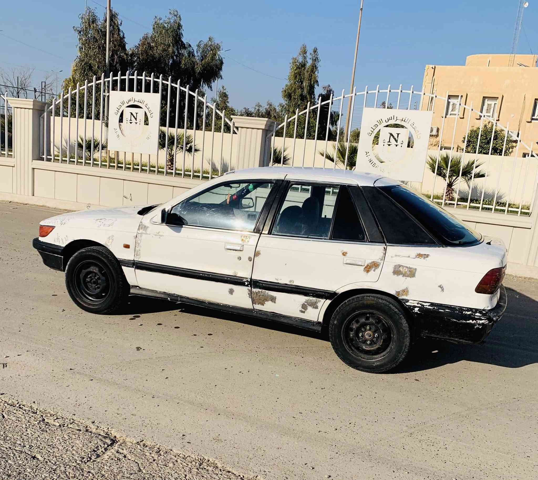 السلام عليكم 
للبيع فقط 
مستبوشي لانسر موديل ١٩٩٢
رقم كركوك شرط التحويل 
كير شرط 
محرك مال گصه شرط 
صدر طبه جديد 
كهربائيات كلها شغاله 
جوم كلهن شغالات 
مسجل شغال 
داخلها جديد 
سقفيه جديده 
٤ بطاين جدد 
ارضيه جديده 
مسمكره كامله 
السعر ١٩ وبيها مجال 
للاستفسار 
***********
***********

مكان السياره قضاء العلم
