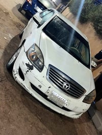 للبيع جيلي موبل 2013 رقم بصرة محرك كورلا 1800 السيارة جاهزة محرك جديد ...