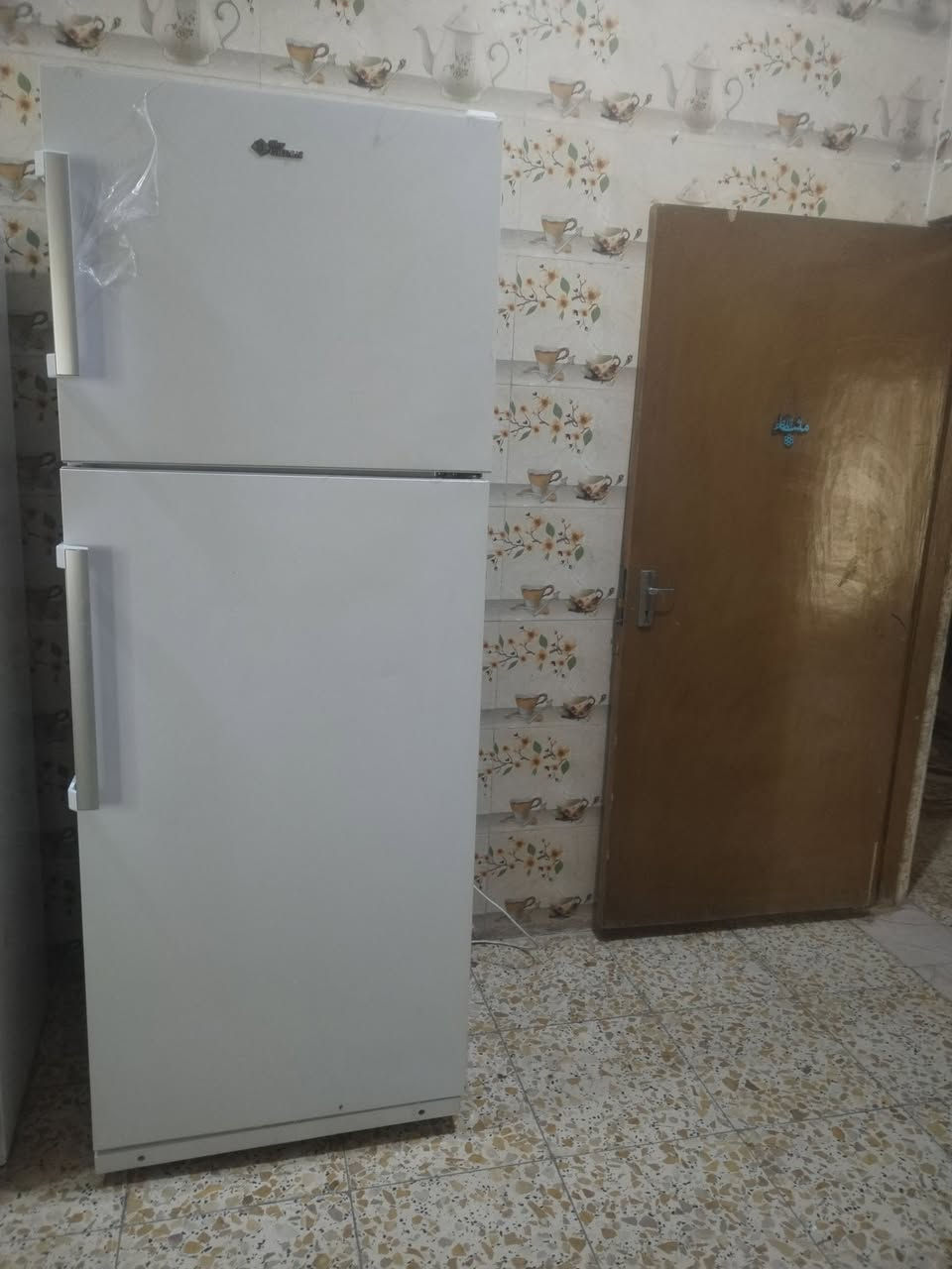 الثلاجه للبيع مستخد شهر سعرها ب 500 وبيها مجال


**إذا كنت صاحب هذا الإعلان وتريد حذفه لأي سبب، رجاءا أرسل رسالة إلى الدعم الفني**