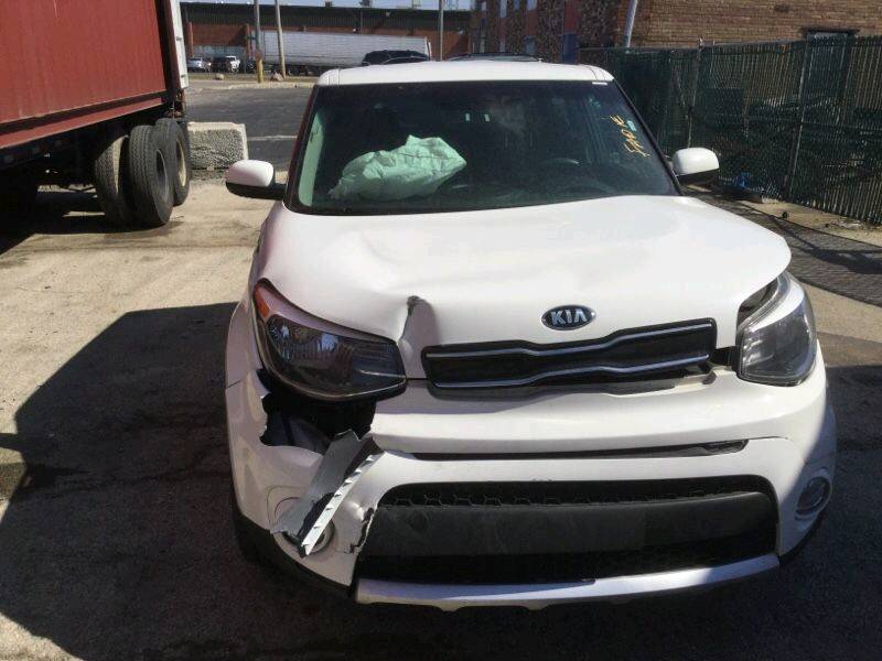 بابل. المسيب. سده الهنديه
رقم بابل انكليزي 
مكينه 2000
السياره جاهزه من كلشي 
