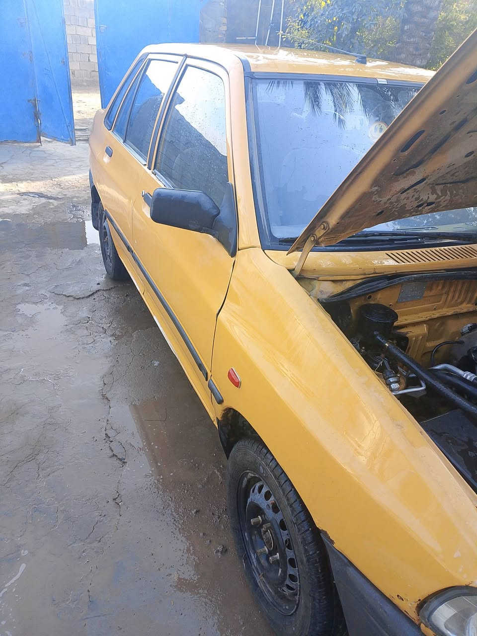 السلام عليكم موديل 2012 الاتصال ع الرقم ***********والسعر 32
