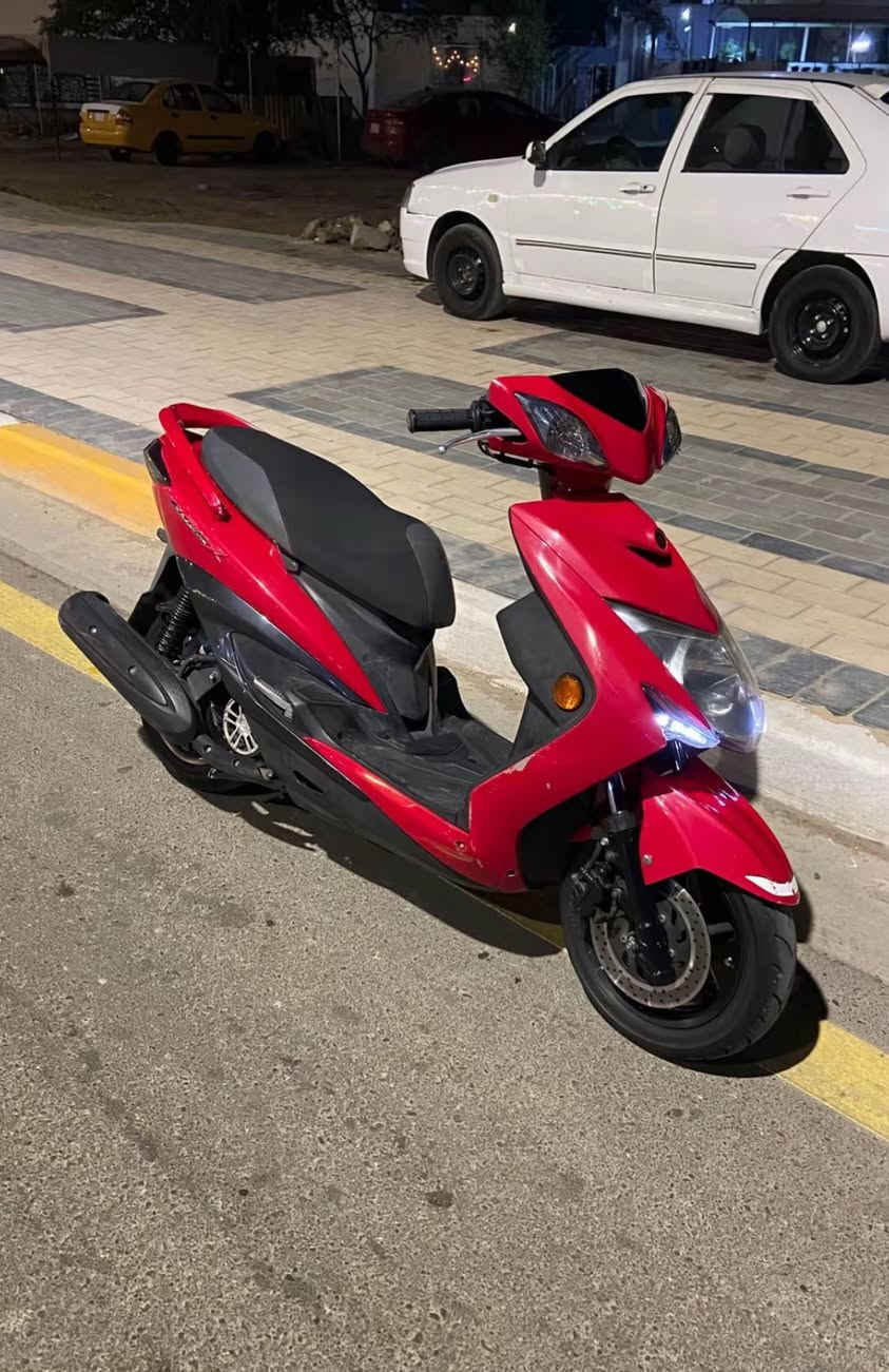 السلام عليكم حبايب سكنس لد للبيع أو مراوس حسب القناعه مكينه ناعمه 8_5رياضي دراجه نضافة كشر 80/100مكاني كربلاء للاستفسار خاص او اتصل / ***********💞☘️
