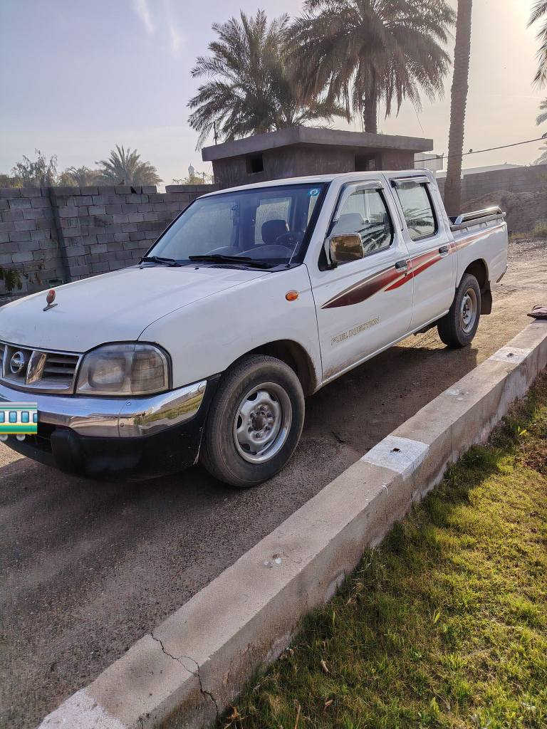 السلام عليكم
نيسان ٢٠٠٨
رقم بغداد انكليزي سنوية قبل شهرين استلمت سنويه
دوشمه درجة أولى باتري كهربائيات تايرات
بيها صبغ من جهة السائق سيارة بلاديه
تبريد تدفئه 
تحويل مباشر
السياره مال جناي خير من الله بالحقيقه أحلى من الصوره 
جاهزه مكانها بغداد تجي تفحص وتقتنع سياره كولش حلوه ومرتبه ما متعوبه
السعر ١١٠$ بيها مجال حگ الجيه 
الاتصال على الرقم ***********
