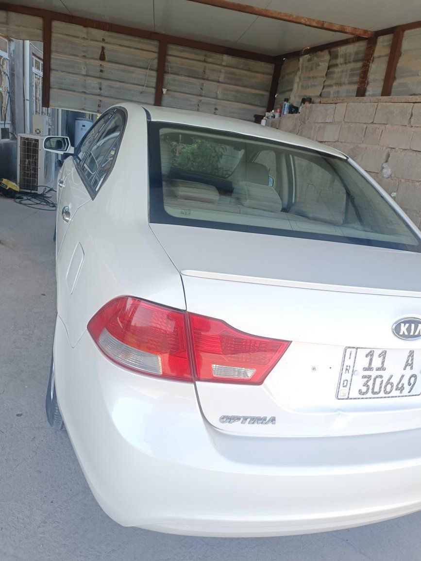 السلام عليكم ابتما موديل 9خليجي بغداد انكليزي مكينه وكير مكفول من الفتح و التنقيص تبريد ثلج سياره جاهزه بيها صبغ ابيع صبغ عام ب85 وبيها مجال مكاني بابل المهناويه *********** سنويه لل 2030
