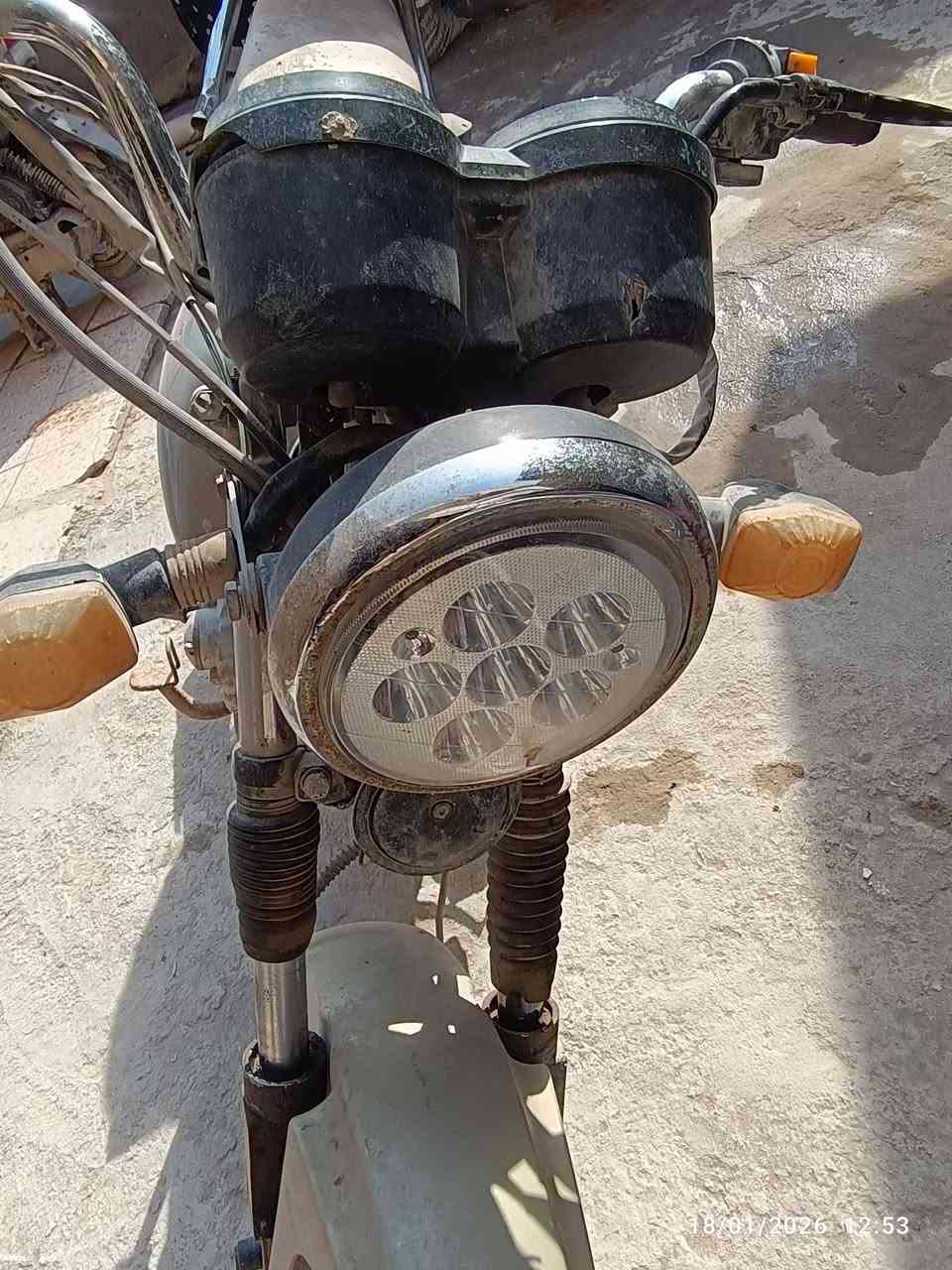 دايون عضم موديل 18 اوراق استنساخ الدراجه نكره سلف وين متريد اطلع بيها سعره 500 وبيه مجال ***********
