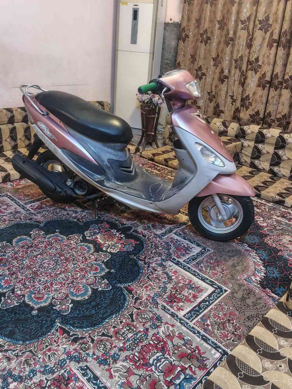 ماكس منغولي بوشه 5٠بلاد كلش حلو ونضيفه جاهز وكامله علخير سلف هندر كهربأيات مكينه ناعمه خرسه نهضه ومشي تشكل الكاع فول سعر 550 مكاني ناصريه مركز حي تضحيه رقم الهاتف *********** بيه واتساب الشراي يتصل ويدلل
