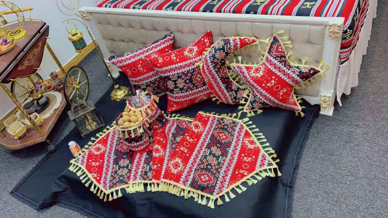 سيت ركن رمضاني
السعر ١٢ الف فقط  
السيت 6 قطع

-هلال
-مفرش 
-كيس قطعتين
-وجه كوشة قطعتين


**إذا كنت صاحب هذا الإعلان وتريد حذفه لأي سبب، رجاءا أرسل رسالة إلى الدعم الفني**