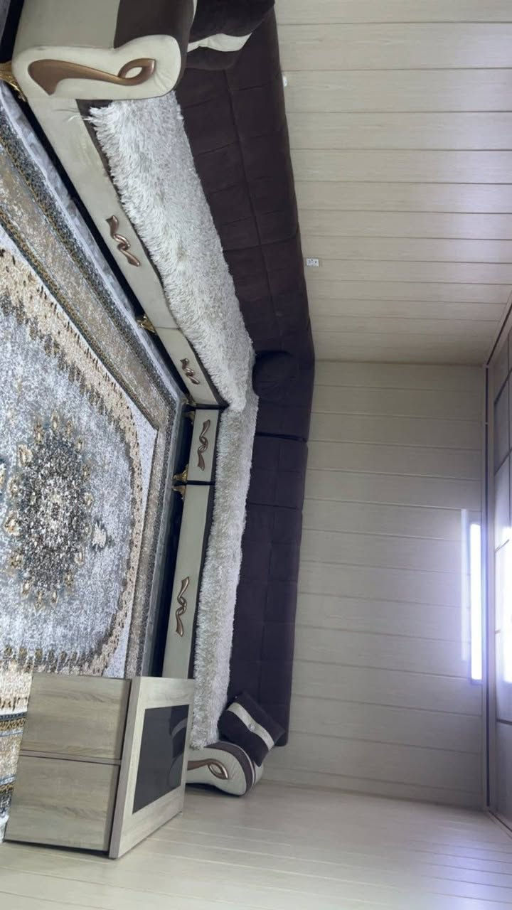 تاخم قه نه فه ی Lقیاس ١٠نه فه ری تورکیه ده سکرد پاک و جوان تۆکمه بیعه یب 
نرخ:١٧٠هه زار
شوێن:سلێمانی
تیل:*********** السليمانية, العراق
