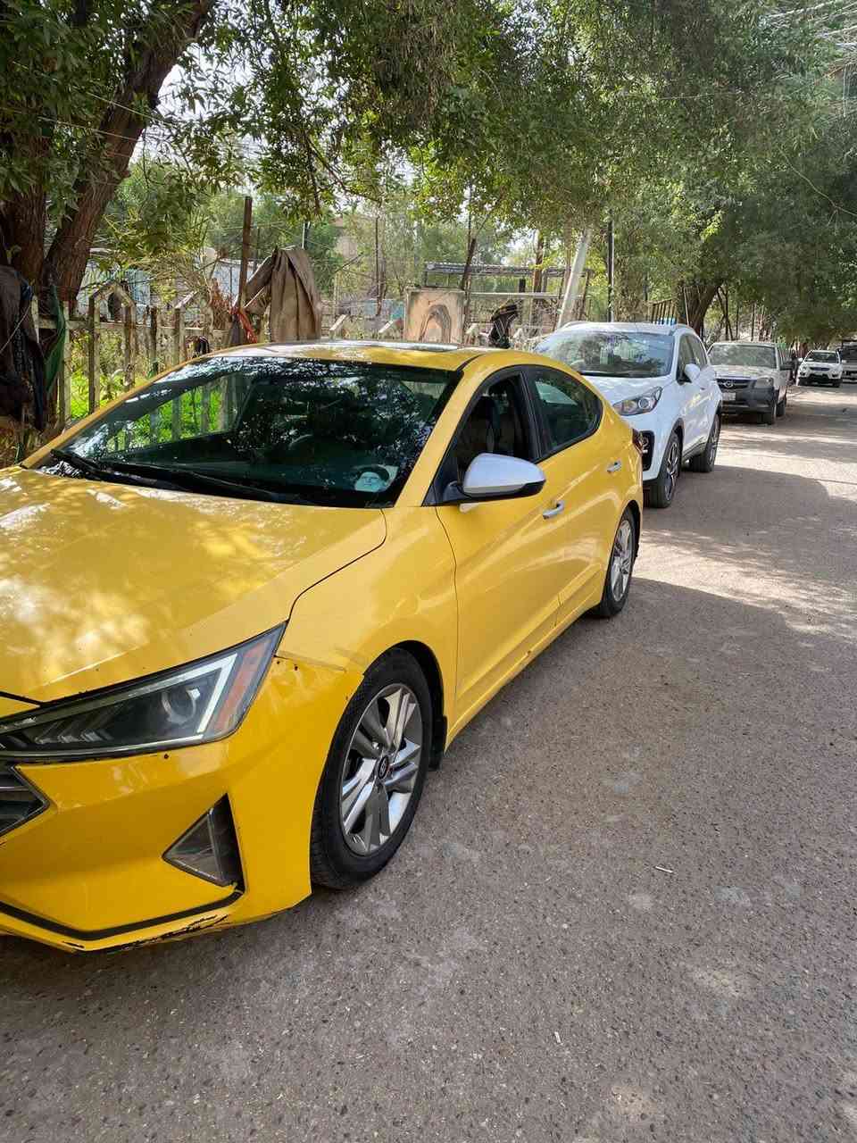 النترا موديل 2020 وارد امريكي
رقم بغداد
السيارة باسمي 
كير مبدل من من سيفيتي الى ايتي
تحويل مباشر
السياره تحتوي على منضومه غاز 
حادثهه موضح بالصور
مواصفات السيارة 
 فوووووول 
مكينه 2000 دوش
لاليت عدسات 
اشارة ترحيب عند الاقتراب  
تحكم ستيرن جهتين
ويل كب اصلي 
3 وضعيات قياده مود درايف
كشنات مخمل
دوشمه عام دلو بالكاظميه درجه اولى
تدفئة بالكشنات
مكان السيارة بغداد 
السعر/130
للستفسار
***********
