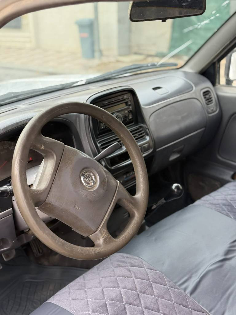 نیسان پیک ئاپ مۆدیل ٢٠٠٢ پاوەر و تەبریدە  یەک پارجەی سبوخە سەنەوی هەتا ٢٠٢٨ نەویە  سەیارەکە دەیارە ماشاللەی دەوی رەقەم ئەسلی سەحری ٨٠ وەرەقە   هەولیر *********** أربيل, العراق
