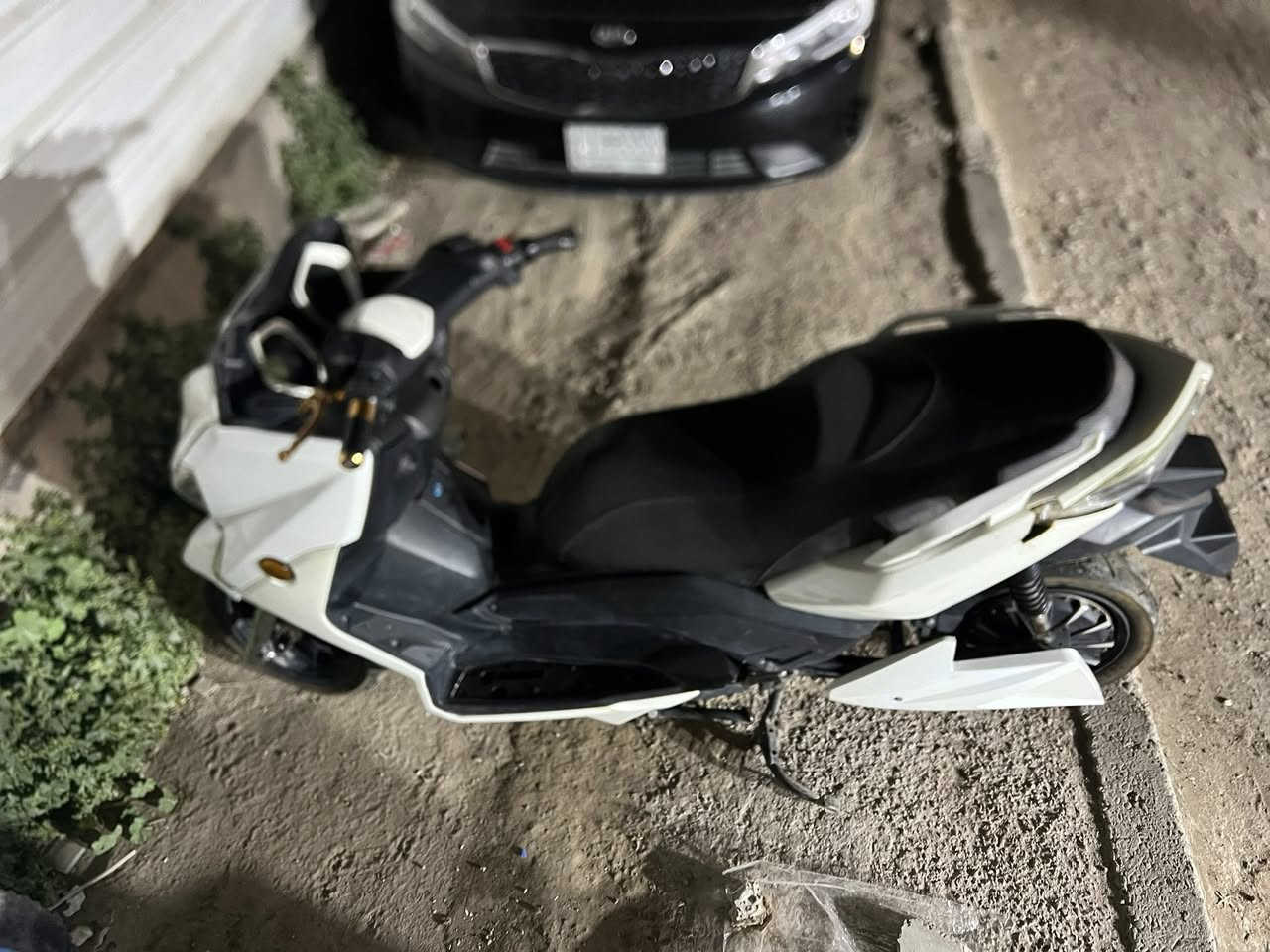 دراجه شحن للبيع مكان بغداد دراجه ماكو منها السعر ٩٠٠مكان بغداد الزعفرانيه ***********
