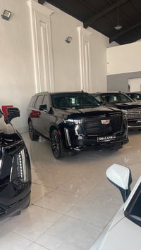 كاديلاك ٢٠٢٤ خليجي شركه المنصور  زيرو البيع رقم اربيل جهز تحويل وكله ٠...
