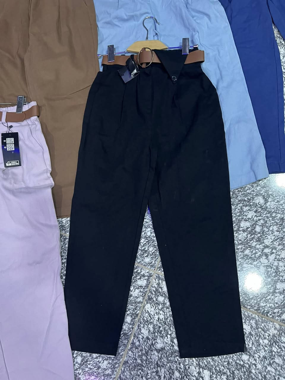 عندي شلعه 50 جينز وكيلوت تركي


**إذا كنت صاحب هذا الإعلان وتريد حذفه لأي سبب، رجاءا أرسل رسالة إلى الدعم الفني**