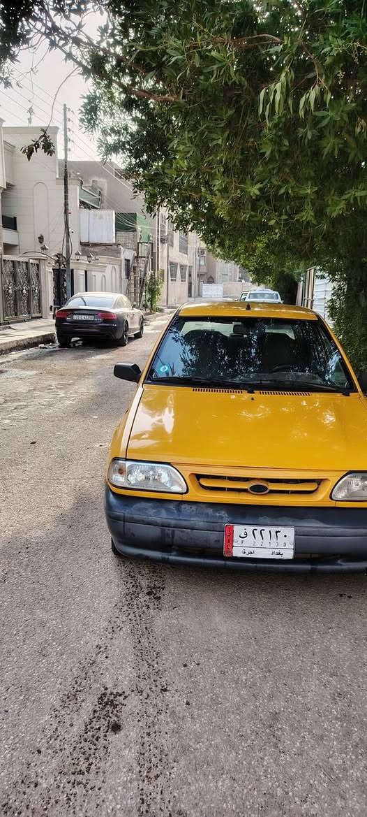 السلام عليكم للبيع سايبه موديل 18 سايبه خير من الله سنويه 27 مصفره هي وغرامات سياره جديده بيها شاملغ اليمنى الامامي بس سياره باسمي مكان بغداد البياع سعر 47 بها مجال ***********
