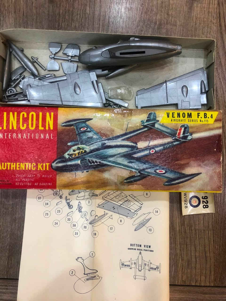طائرة venom حجم 1/48 (انتاج نادرجدا) السعر 25 الف


**إذا كنت صاحب هذا الإعلان وتريد حذفه لأي سبب، رجاءا أرسل رسالة إلى الدعم الفني**